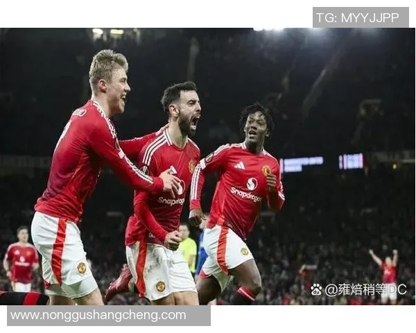 曼联与阿森纳对决历史回顾及两队辉煌成就分析